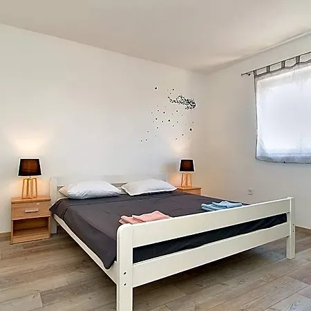 House 2136 فندق